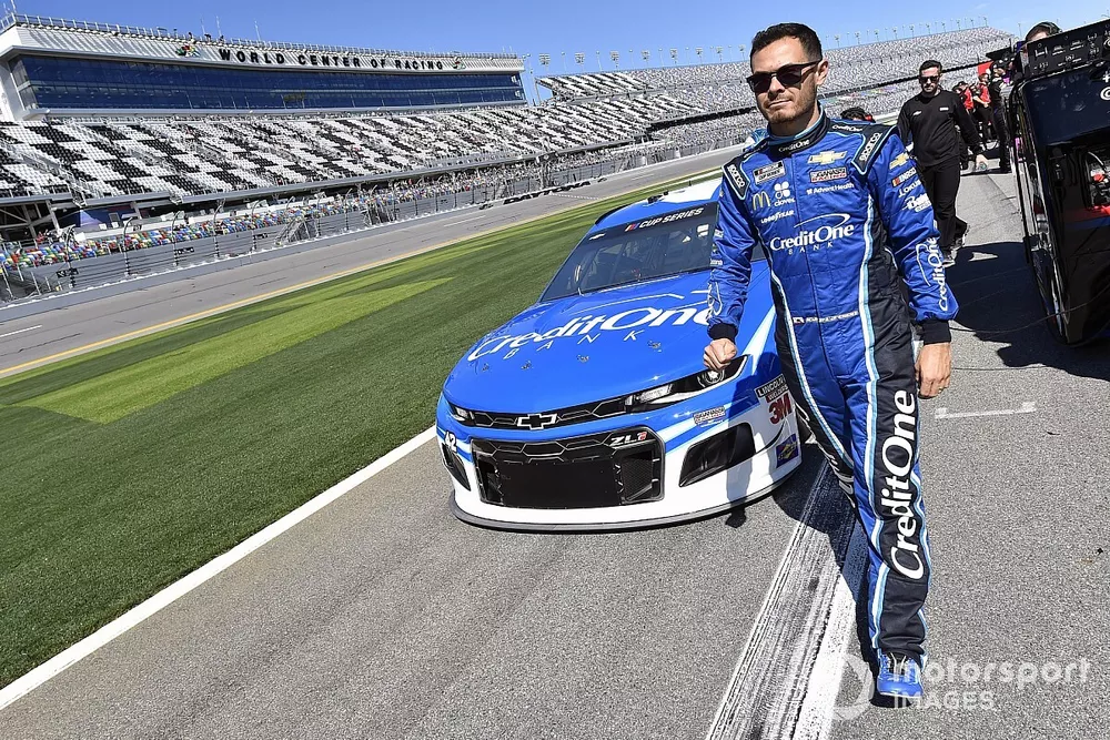 Kyle Larson, Chip Ganassi Racing, Chevrolet Camaro Credit One Bank