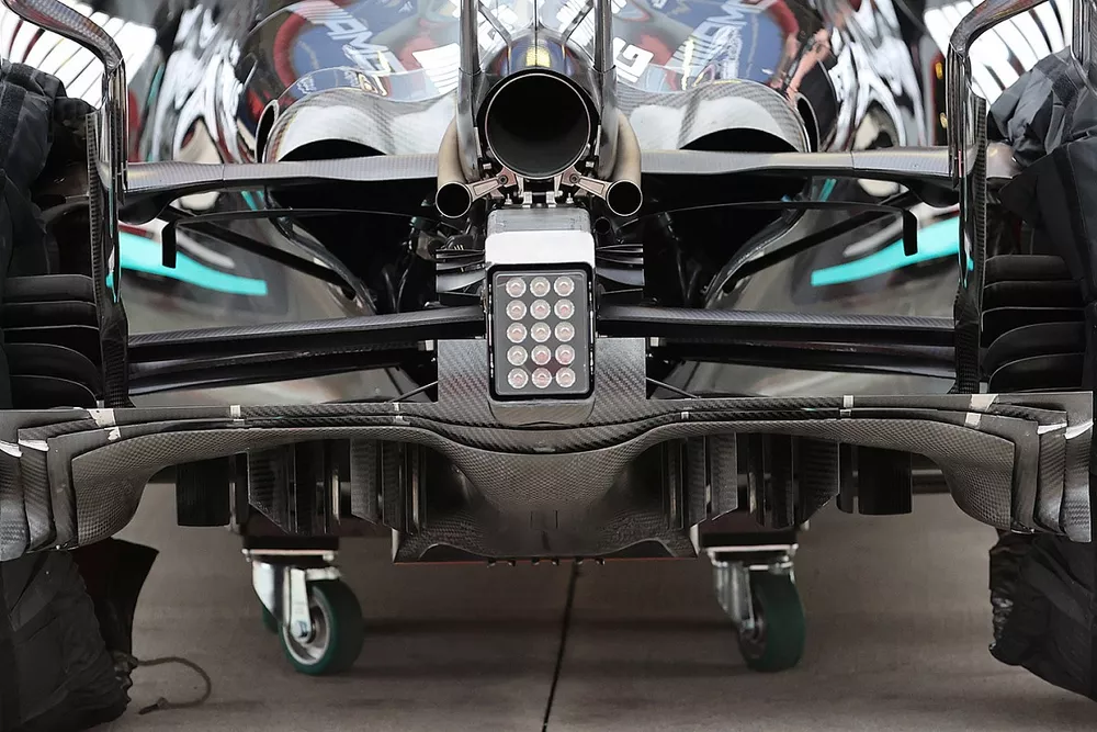 Mercedes F1 W12 diffuser detail