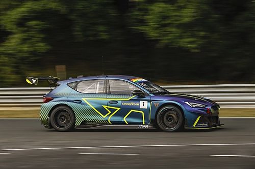 Cupra inicia el proceso de aprendizaje en Zolder en el FIA ETCR