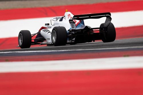 Sztuka i Przyrowski na podium