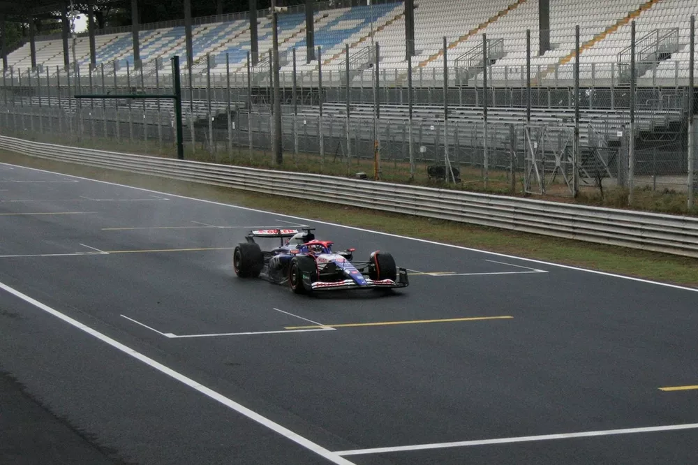 Liam Lawson, RB F1 Team, test Pirelli a Monza