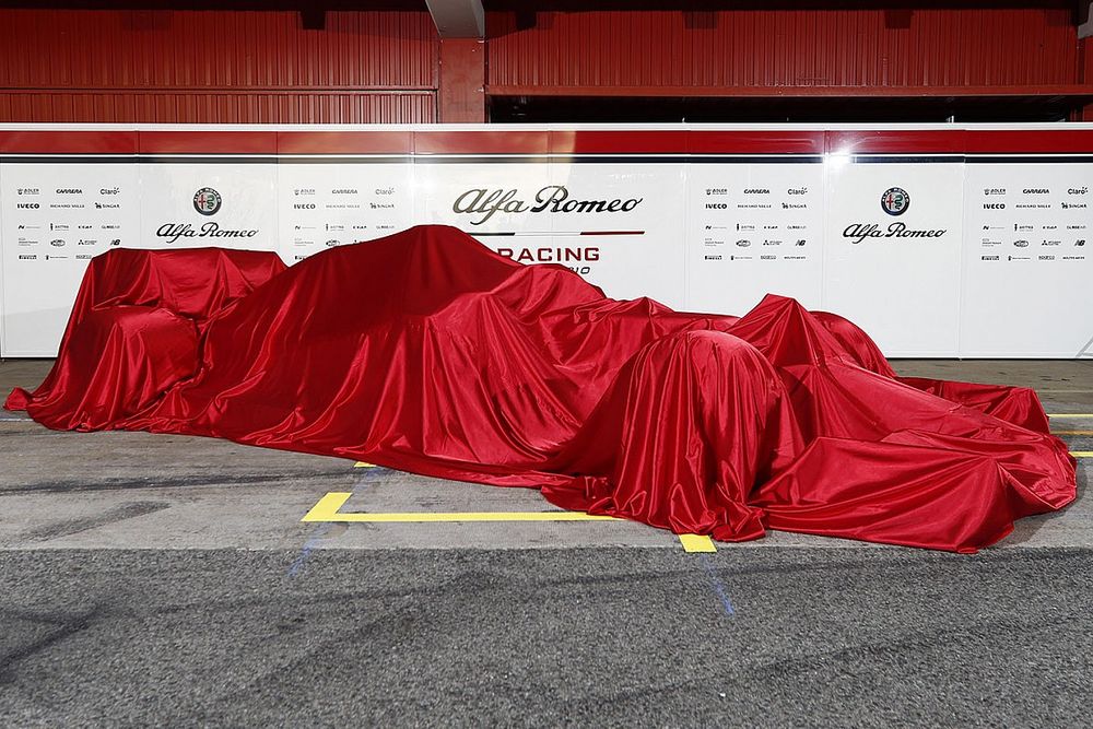 The new Alfa Romeo Racing C38 under covers