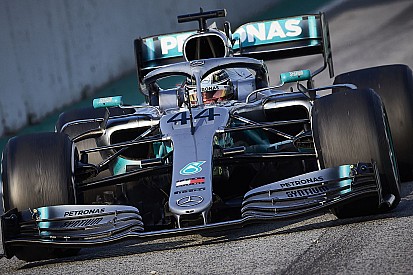 Changer d'aileron avant prendrait des mois selon Mercedes