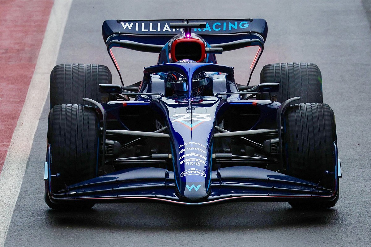Williams F1 no longer family business after critical changes
