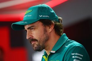 F1: Drugovich fará TL1 na Hungria no lugar de Alonso; participação do espanhol no GP ainda é incerta