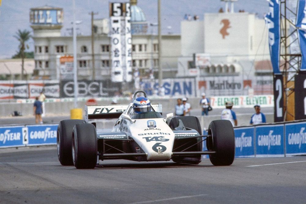 Williams runs iconic FW08 alongside FW47 at Grove Factory