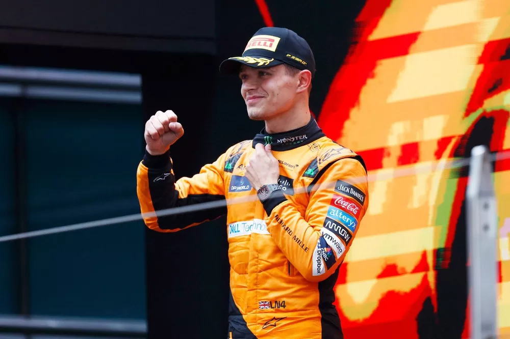 Lando Norris, McLaren F1 Team, 2nd position, on the podium