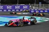 F2 Arabia Saud&iacute;: Verschoor gana a Aron y Pepe Mart&iacute; acaba 8&ordm;