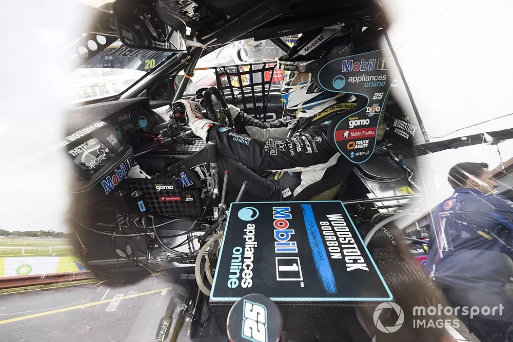 Chaz Mostert, Walkinshaw Andretti United Holden