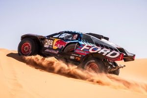 Así es el coche de Sainz para el Dakar 2025: características del Ford Raptor