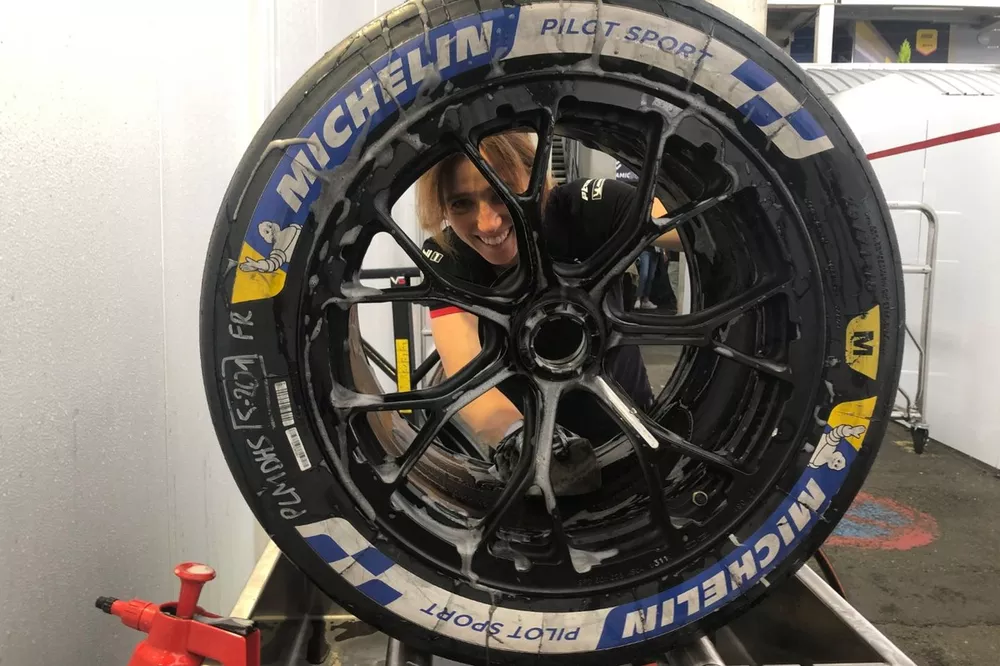 Dettaglio gomma Michelin