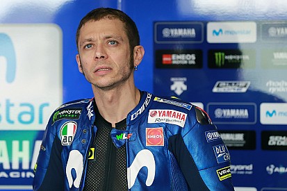 Tak merasa nyaman, Rossi enggan ambil risiko