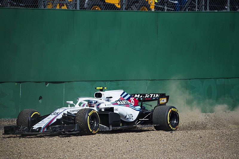 Villeneuve haalt uit: