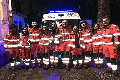 Special: De vrijwillige ambulancechauffeur die een F1-programma leidt