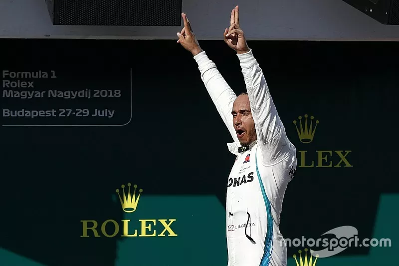 Race winner Lewis Hamilton, Mercedes AMG F1