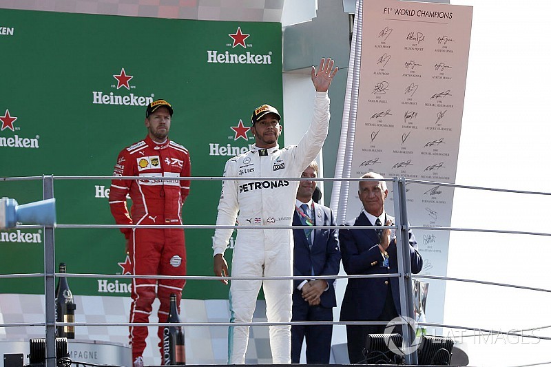 Van der Garde: Vettel şampiyonluğu sakin kalamadığı için kaybetti