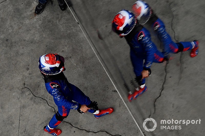 Hartley, 2019 yılında Porsche'nin fabrika sürücüsü olacak