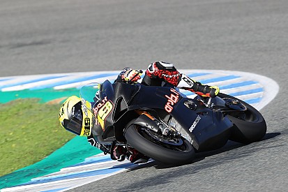 Bautista enseña los dientes en su primer test con la Ducati del WorldSBK