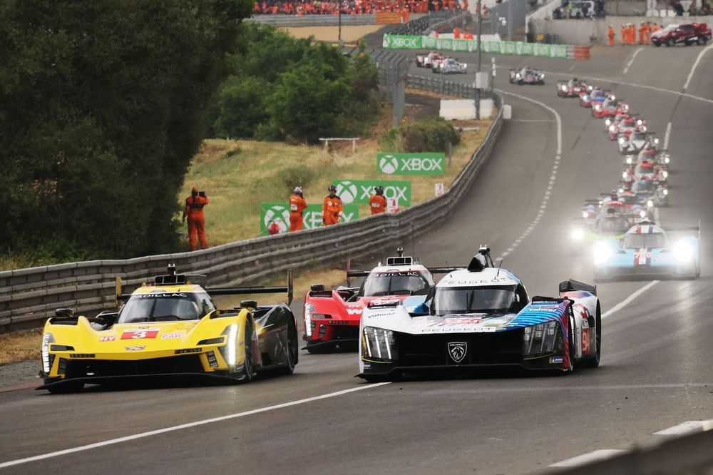 #3 Cadillac Racing Cadillac V-Series.R of Sebastien Bourdais, Renger Van Der Zande, Scott Dixon