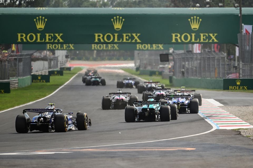 Franco Colapinto, Williams FW46, Lance Stroll, Aston Martin AMR24 