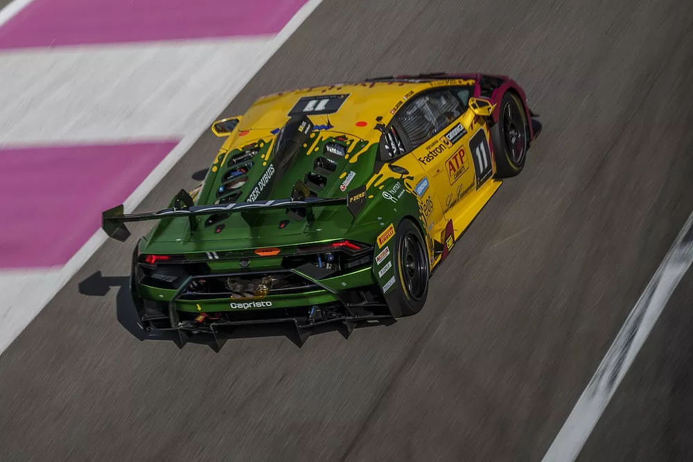#11 Oregon Team, Lamborghini Super Trofeo Evo: Kevin Gilardoni, Leonardo Pulcini