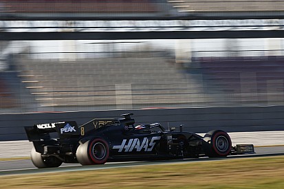 Проблемы с выхлопом помешали работе Ferrari и Haas на тестах