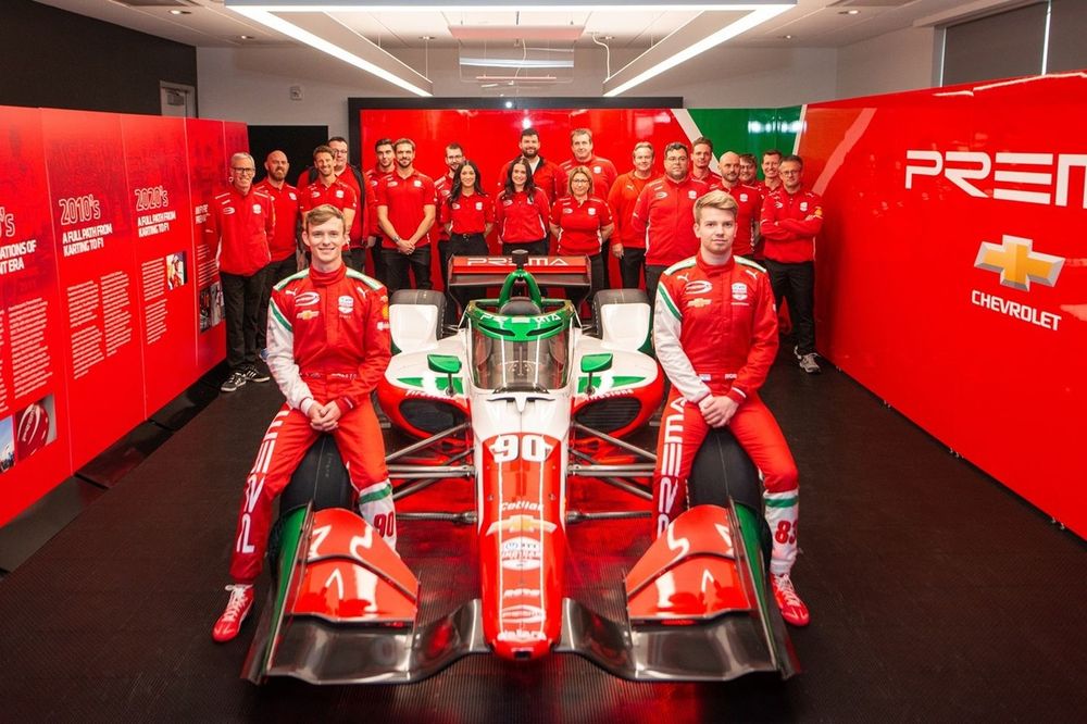 Robert Shwartzman, Callum Ilott y el equipo Prema Racing
