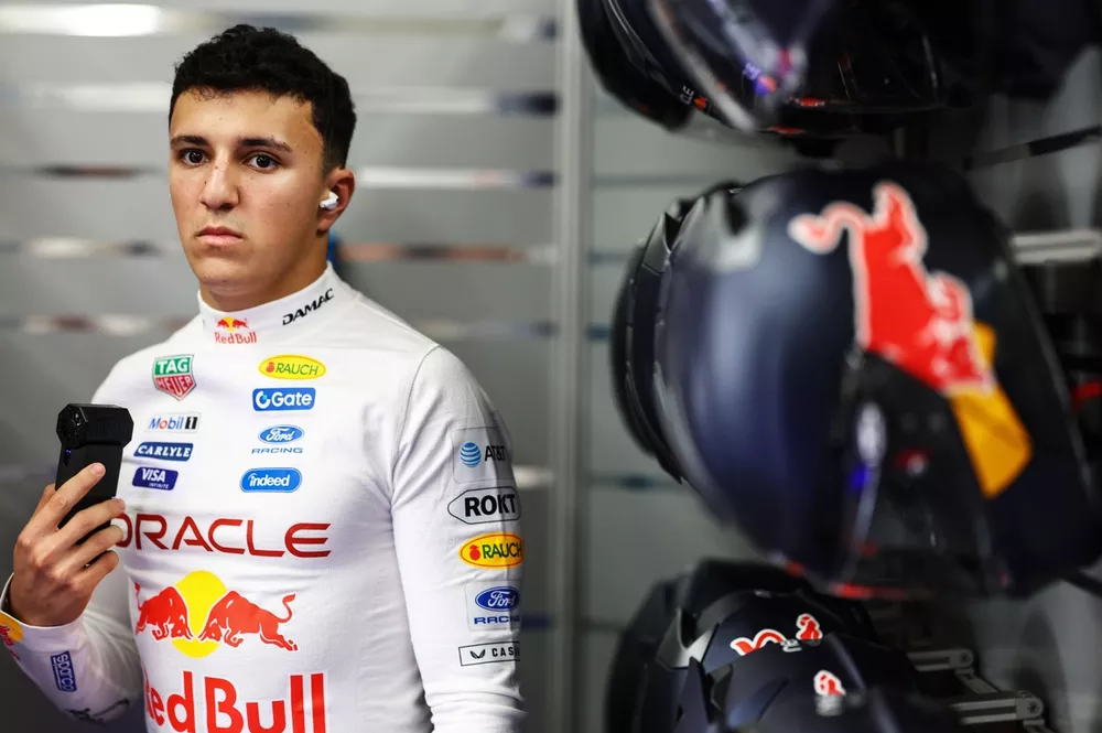 Isack Hadjar, Red Bull Racing