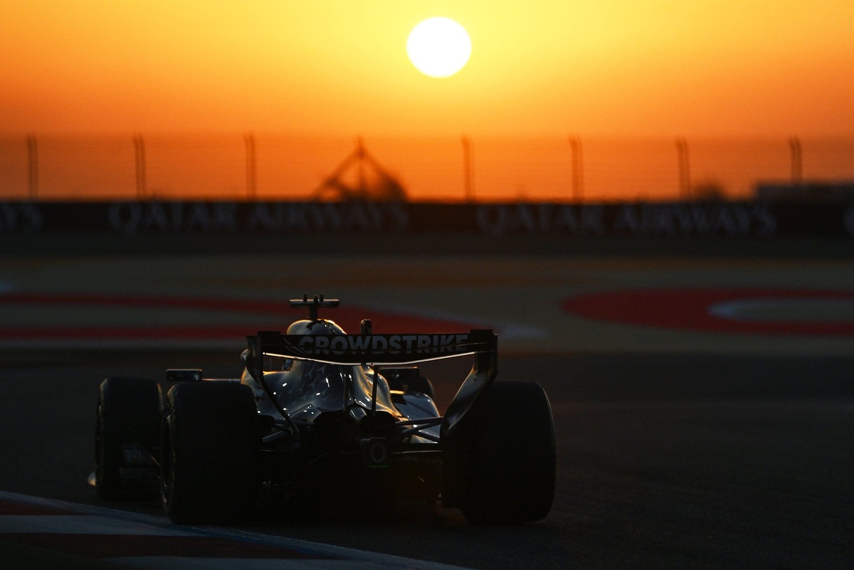 El nuevo control de motores perjudica mucho a Mercedes, según Schumacher