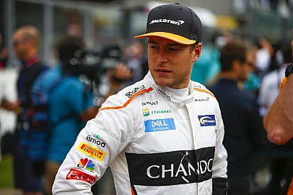 В Sauber опровергли сообщения о переговорах с Вандорном