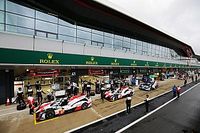 Toyota lidera en Silverstone unos libres 1 interrumpidos 