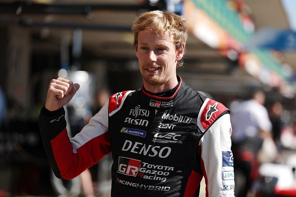 Ganador de la pole #8 Toyota Gazoo Racing - Toyota GR010 - Hybrid: Brendon Hartley 
