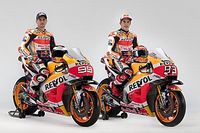 Video: Márquez y Lorenzo, pendientes de su estado físico en el test de Qatar