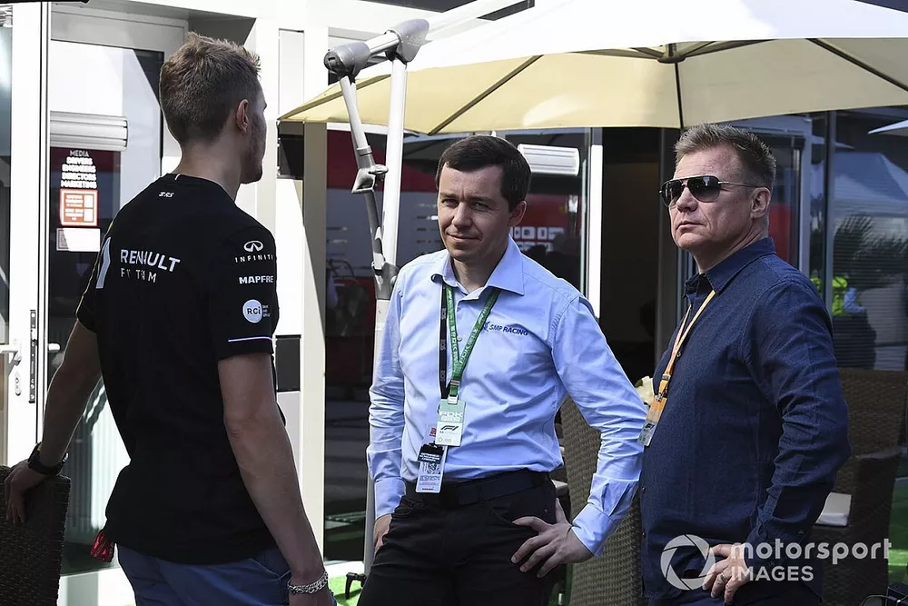 Sergey Sirotkin, Renault, and former racer Mika Salo