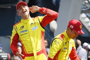Alonso y Vasseur celebran la victoria de Robert Kubica en Le Mans