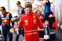 Checo P&eacute;rez es el "corcho en la botella" para el futuro de Sainz en F1