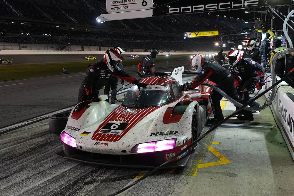 #6 Team Penske Porsche 963: Mathieu Jaminet, Nick Tandy, Dane Cameron
