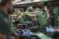 Vídeo: los problemas de muñeca pasan factura a Stroll en Bahrein