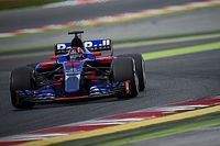 Kvyat: "Ser&iacute;a mejor probar los Pirelli en Bahrein, no en Barcelona"