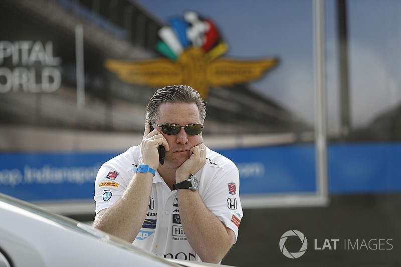 McLaren: IndyCar'a girmeden önce F1'de başarılı olmalıyız