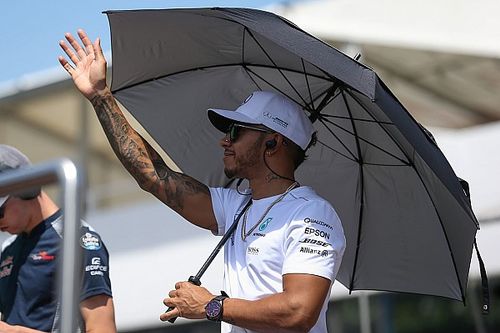 Lewis Hamilton dice que si deja a Mercedes ser&iacute;a por Ferrari o  Williams
