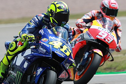 Márquez: "Todo lo que hace Rossi con 40 años es por un tema mental"