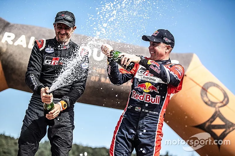 Winners #307 Toyota Gazoo Racing Toyota Hilux: Giniel de Villiers, Alex Haro
