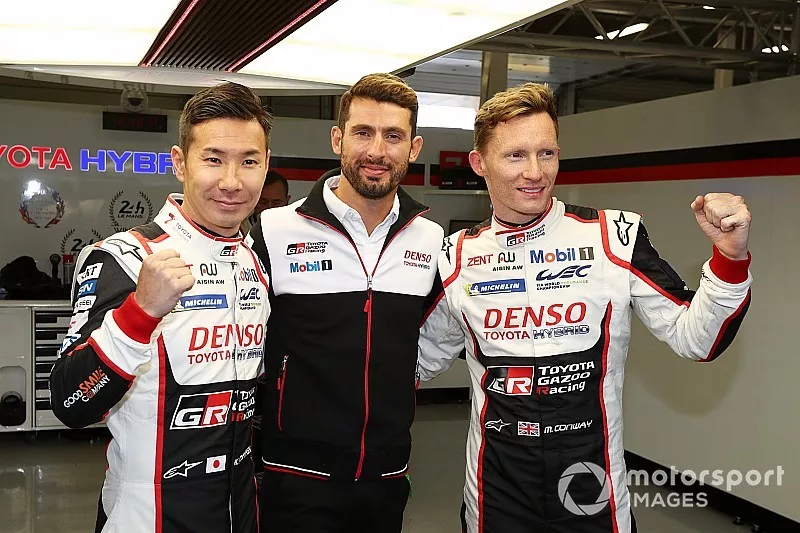 Ganadores de la pole #7 Toyota Gazoo Racing Toyota TS050 - Hybrid: Mike Conway, Kamui Kobayashi, Jose Maria Lopez
