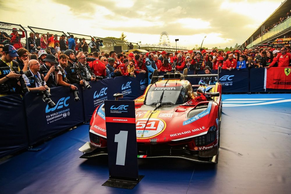 #51 Ferrari AF Corse Ferrari 499P: Alessandro Pier Guidi, James Calado, Antonio Giovinazzi