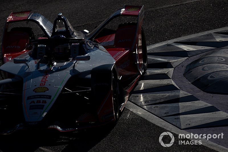 Sirotkin: Formula E araçları göründüğünden daha hızlı