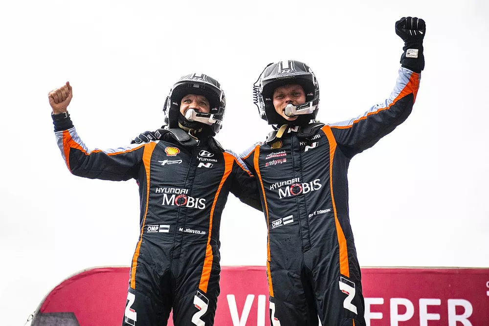 Winners Ott Tanak, Martin Jarveoja, Hyundai World Rally Team Hyundai i20 N Rally1