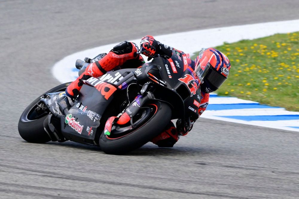 Maverick Vi&ntilde;ales, Aprilia Racing Team