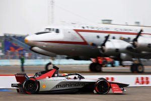 F&oacute;rmula E: Mortara sorprende con la pole position en Berl&iacute;n