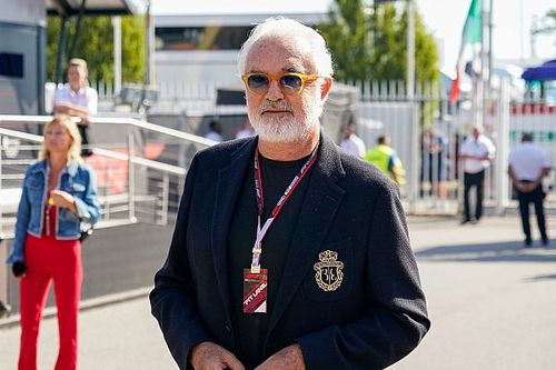Briatore: Es increíble cómo Ferrari puede estropear cada carrera